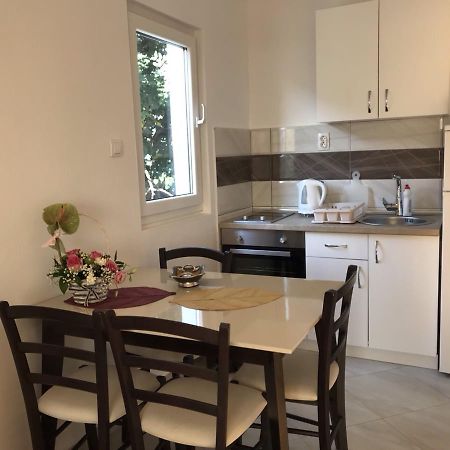 Apartmani Roganovic Luštica Eksteriør billede