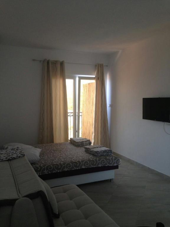 Apartmani Roganovic Luštica Eksteriør billede